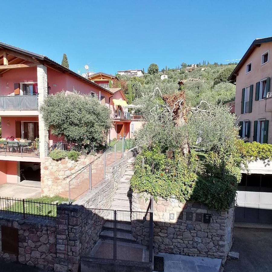 New Marina Apartments Torri Del Benaco Eksteriør bilde